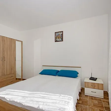 Josip Veliki Apartment Kastela Exterior photo
