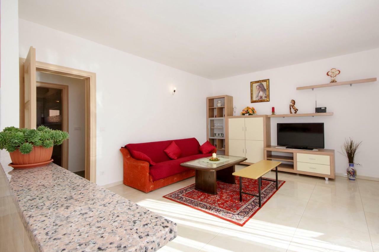 Josip Veliki Apartament Kaštela